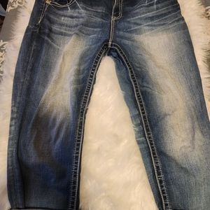 Miss me capris, womens size 33.